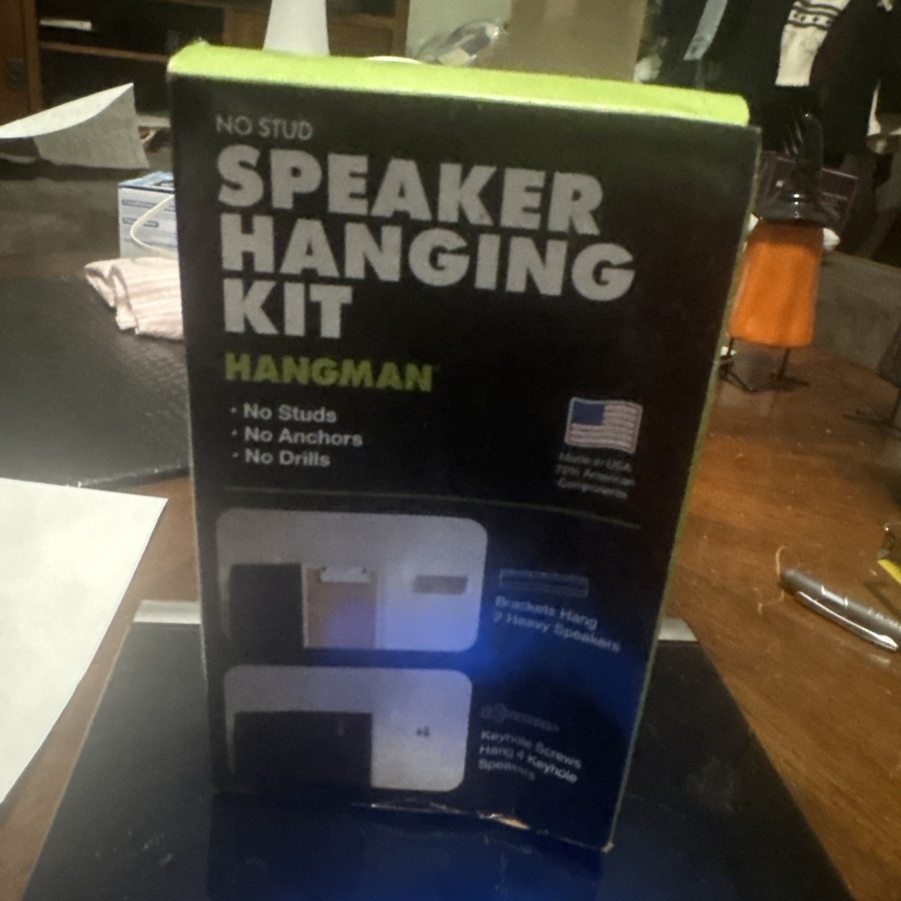 Hangman No Stud Speaker Hanging Kit Holds 30 lbs - 2 Heavy & 4 Keyhole Speakers